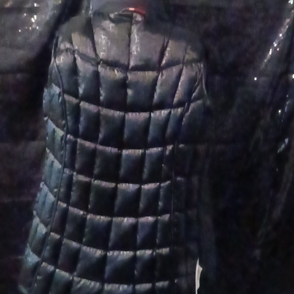 Women's jacket - Picture 3 of 7